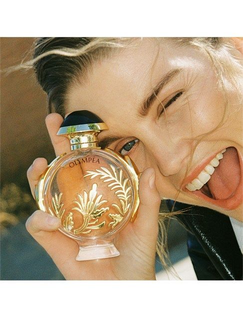 Paco Rabanne Olympea Muadili: Tuzlu Vanilyanın En Seksi Hali (2026 İncelemesi)
